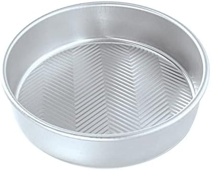 Nordic Ware Prism 9-Inch Round Cake Pan, 1 Pack, Natural