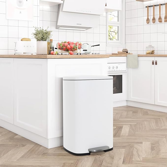 FDW | 13 Gallon Trash Can with Lid | White | Fingerprint-Proof | Made of