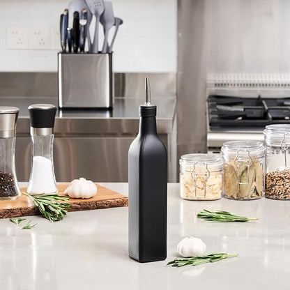Restaurantware RW Base 16.9 Ounce Olive Oil Dispenser 1 Kitchen Oil Dispenser