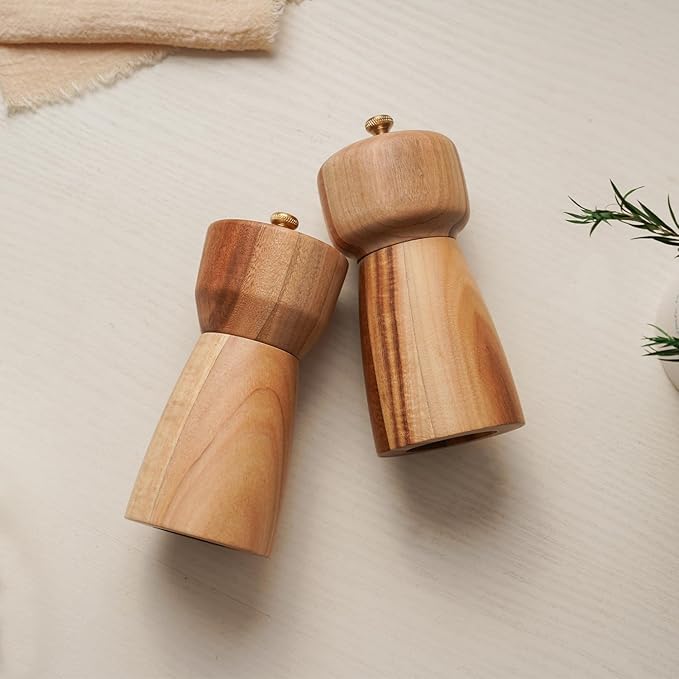 Salt and Pepper Grinder Set