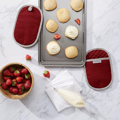 KitchenAid Asteroid Pot Holder 2-Pack Set, Smoked Paprika Red