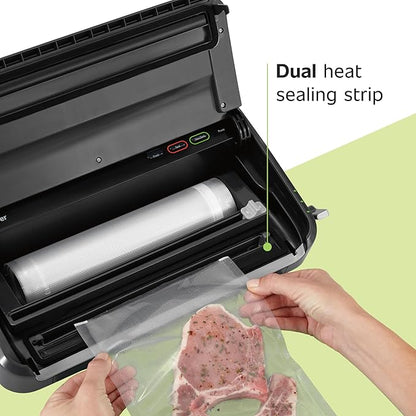 FoodSaver Vacuum Sealer Machine, Automatic Bag Detection, Sous Vide Friendly, with sealer bags, roll, handheld vacuum sealer, black