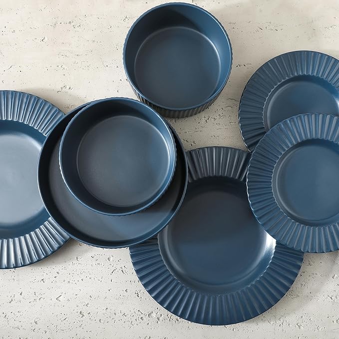 Christian Siriano Lusso 16-Piece Dinnerware Set Stoneware, Ash Blue